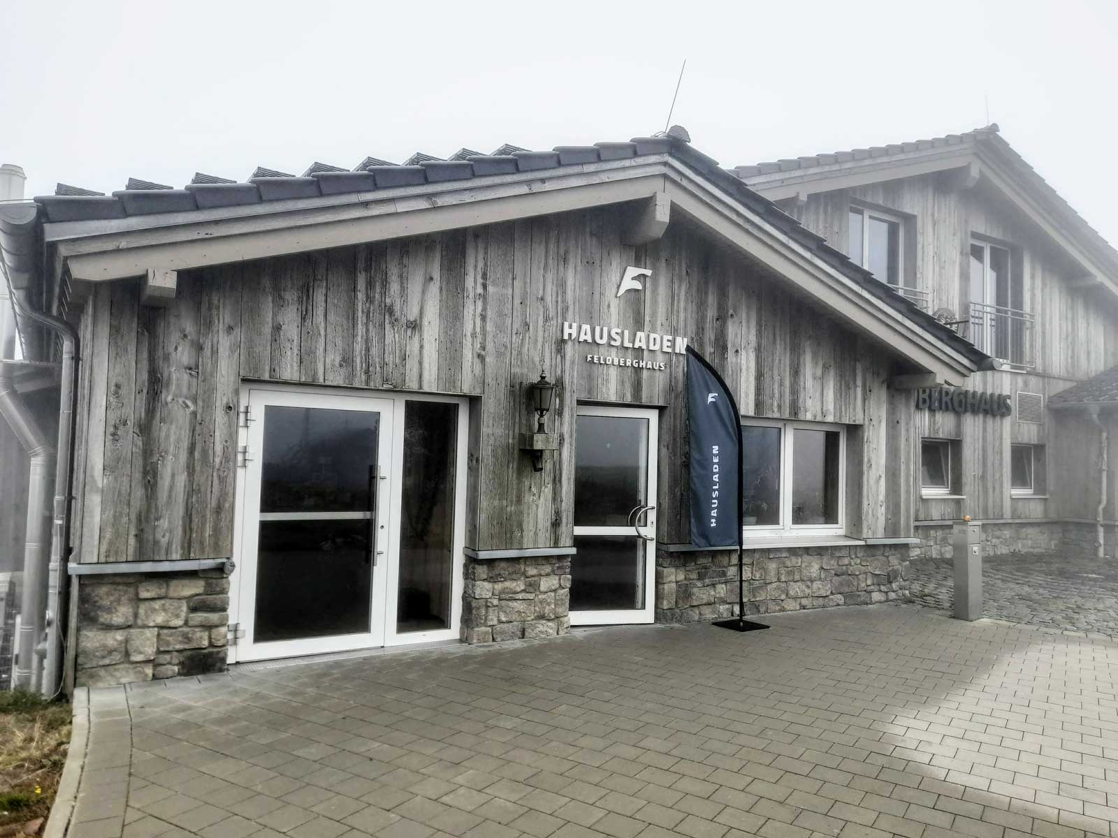 Hausladen im Feldberghaus