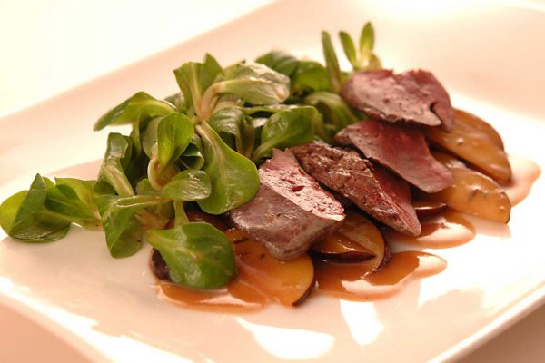 Gebratene Geflügelleber mit Feldsalat und meinDressing ZWETSCHGE